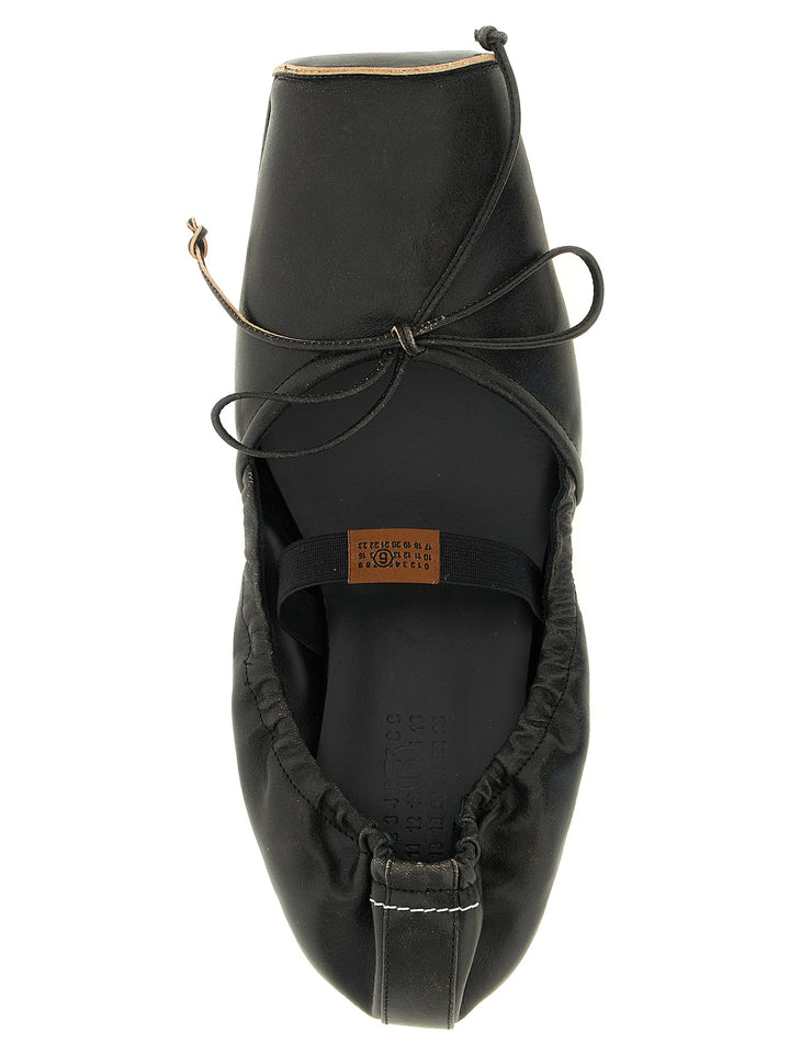 Mm6 Maison Margiela Square Toe Ballet Flats Flat shoes - Black | ad16febf14fa88fb1d96d421bd0fe2da23d0af6d