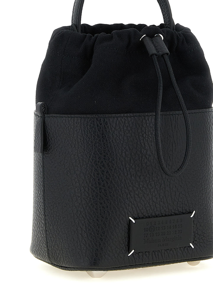 Maison Margiela 5ac Shoulder Bags - Black | 417cd85c664b093e4e4a08e2a4106f6e9519dd31