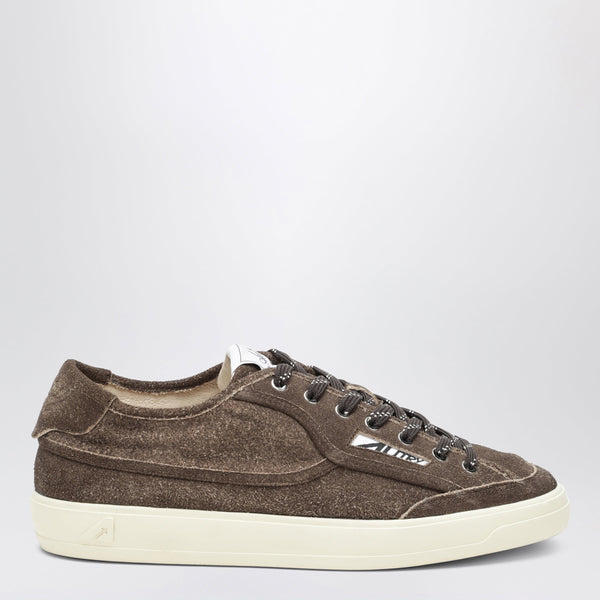 Windscape Low Sneakers In Sugar Mustang Color In Suede
