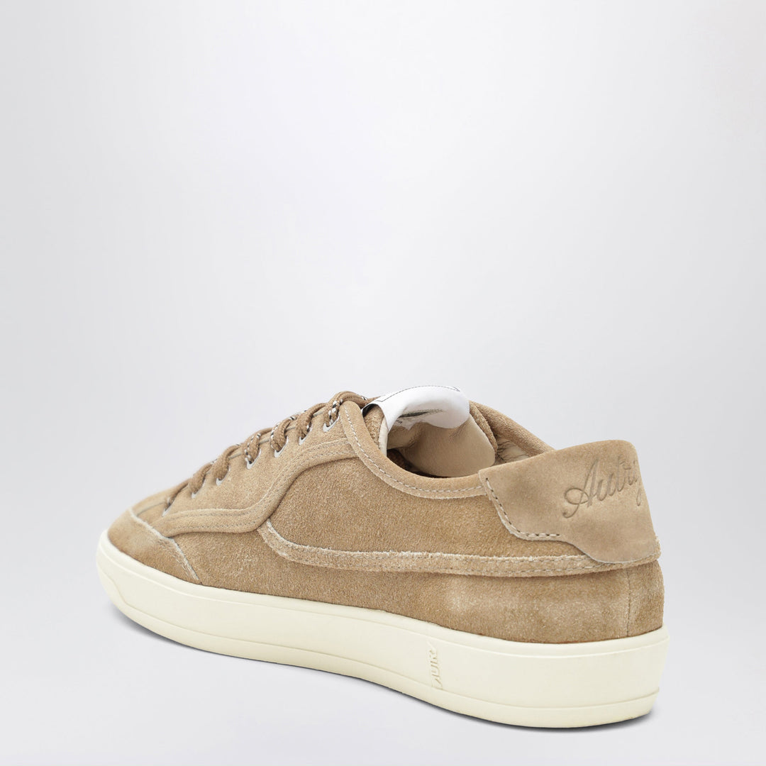 Autry Sugar Foam Windscape Low Sneakers In Suede