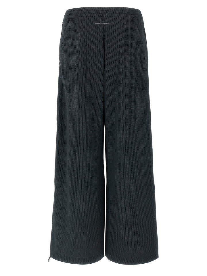 Mm6 Maison Margiela Capsule Mm6 Maison Margiela X Salomon Joggers Pants - Black | 32588e83f67568f3f943e501cb97f2039b14d348