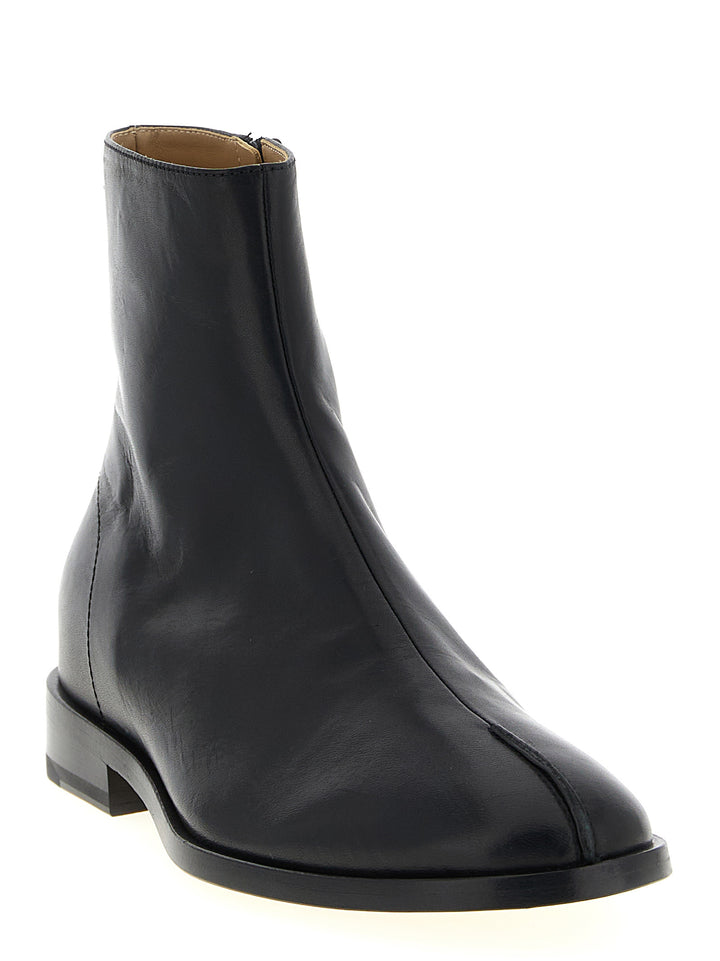 Mm6 Maison Margiela Chelsea Ankle Boots Boots and Ankle Boots - Black | ac058296bb01d287f9c66f8e2c76f78bafddc321