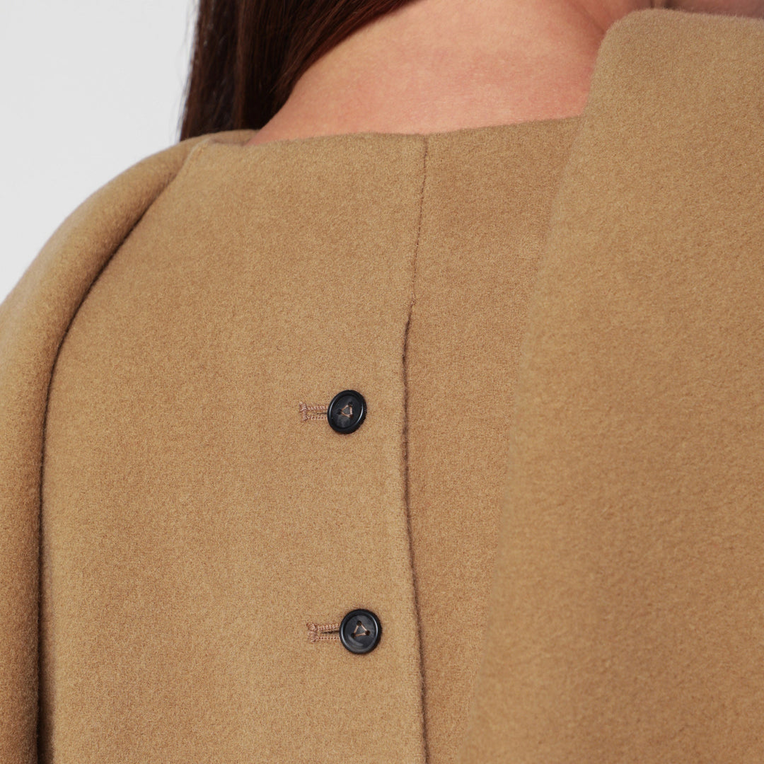 Source Unknown Coats & Jackets - Beige | 3cf793bc5d860260afcd6da66056d2232f8d58c9