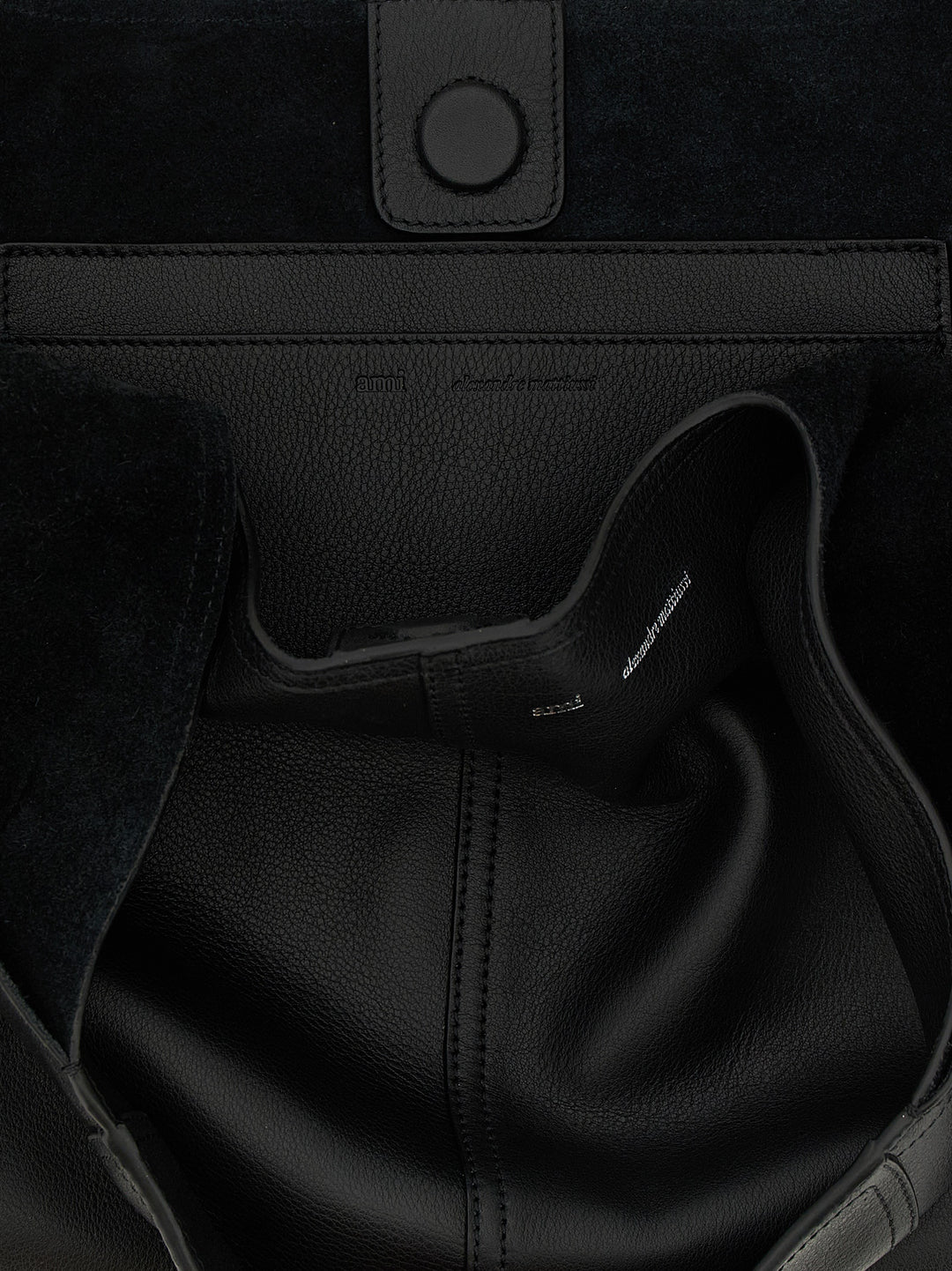 Ami Paris Etienne Shoulder Bags - Black | 2dfab5ad59ad172e90f2237a2e8211b5a5daa3b2