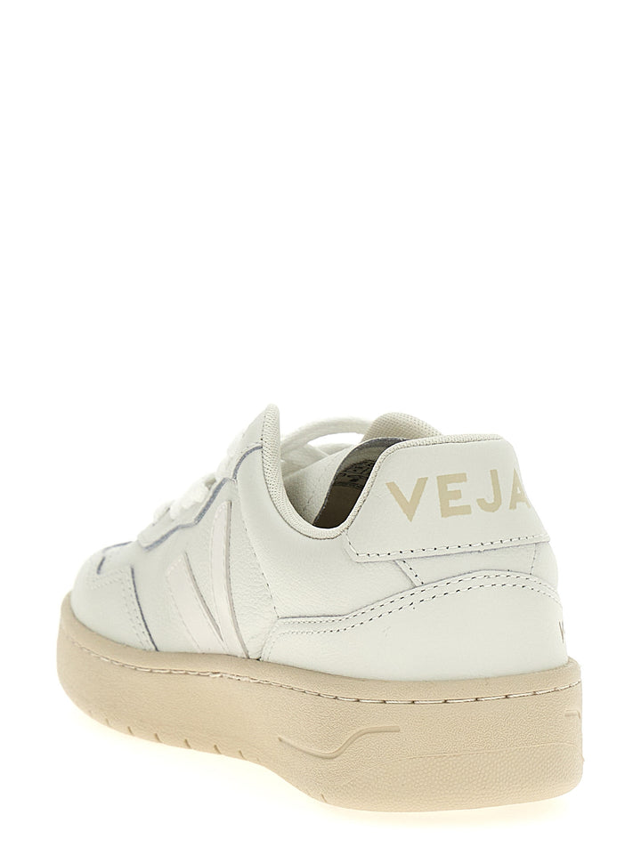 V-90 Sneakers White