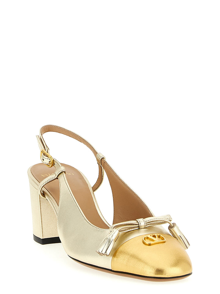 Valentino Garavani Valet Du Roi Pumps - Gold | 84af7fb7e342226e0149010599fc1682f4501d92