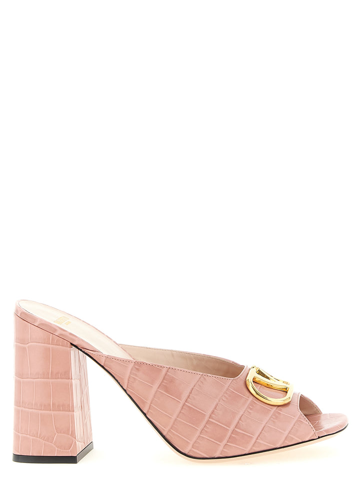 Valentino Garavani Vlogo Signature Sandals - Pink | 8bfce3187c03894fe0a405e890f3c24cc8db654e