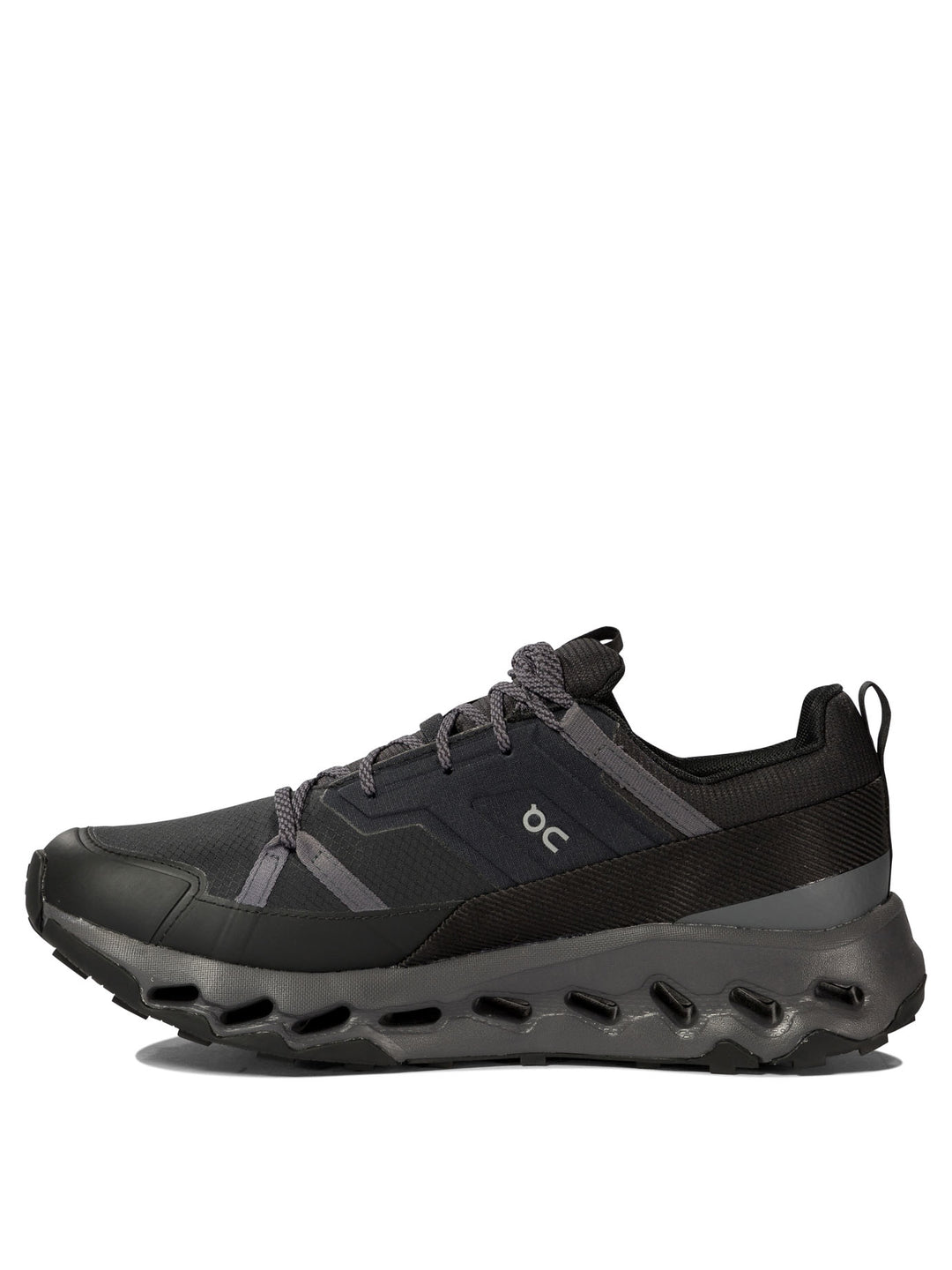 On Running Cloudhorizon Waterproof Sneakers & Slip-On - Black | 2a2bba738b6ededf9b02866a5ce0bc26116964cd