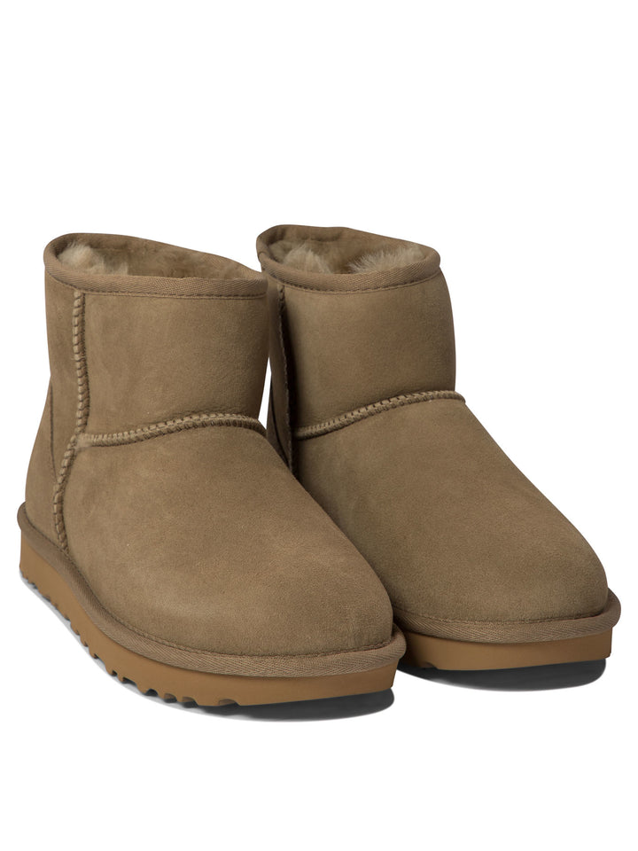 Ugg Classic Mini Ii Boots and Ankle Boots - Brown | ace003970dc43c176bcc032d6fb61d6d14cae381