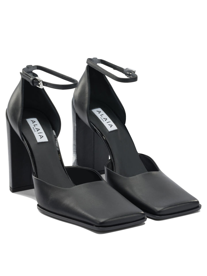 AlaïA D Heeled shoes - Black | 05ec7c9c4c028c3714ac37d525029dd2713c206e