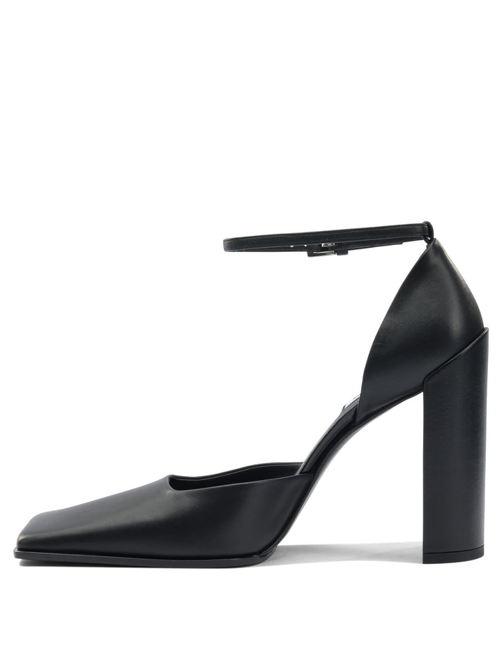 AlaïA D Heeled shoes - Black | df12319b4ba3353b2cf635a9eb2eeb89e2796e15