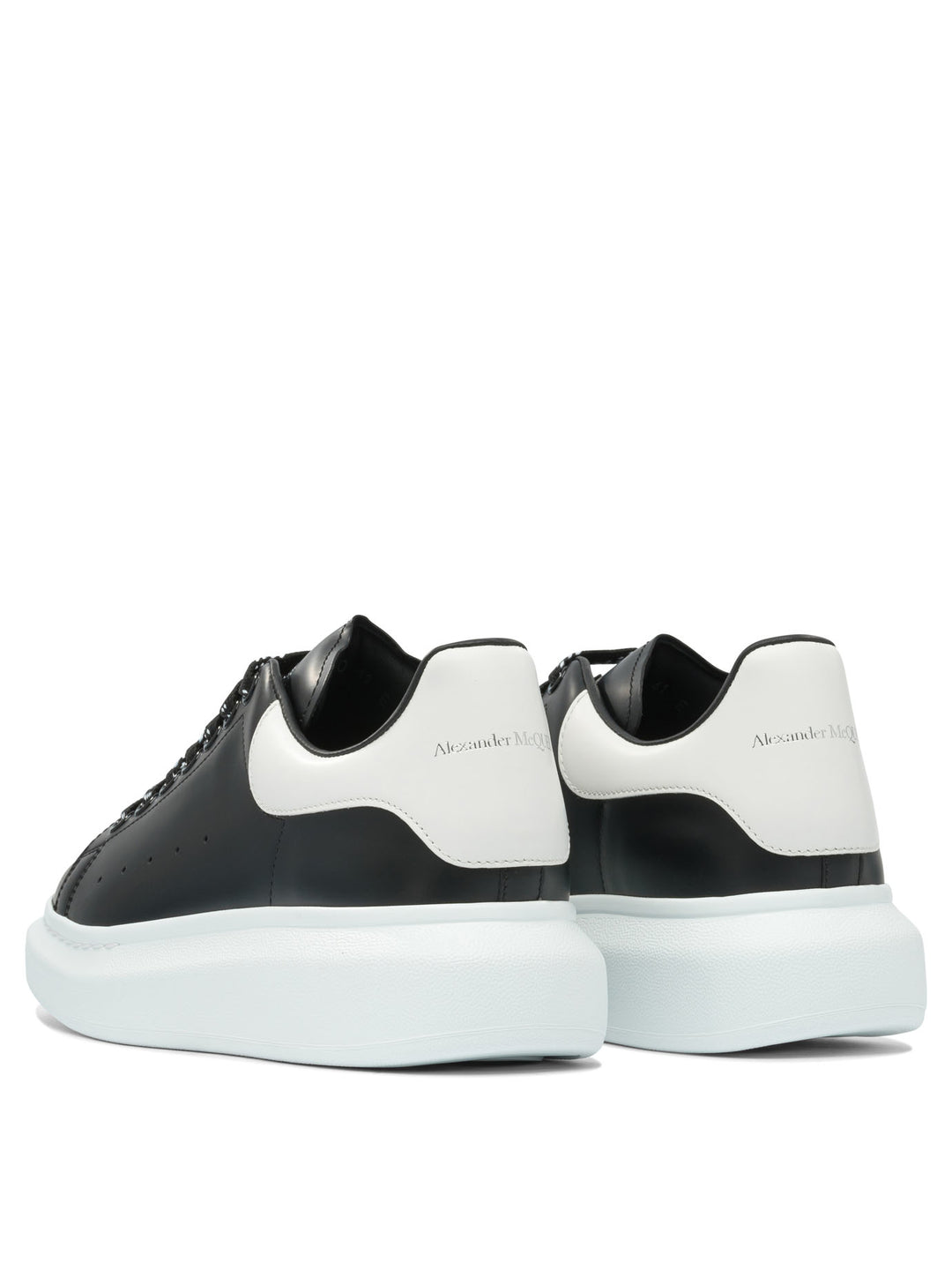 Alexander Mcqueen Leather Upper And Rubber Sole Sneaker Sneakers & Slip-On - Black | 491b8791206de0398ae48fc66dbb91ac4968984f
