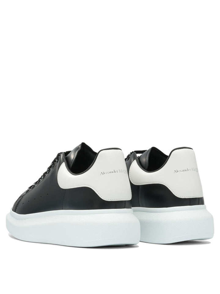 Alexander Mcqueen Leather Upper And Rubber Sole Sneaker Sneakers & Slip-On - Black | 491b8791206de0398ae48fc66dbb91ac4968984f