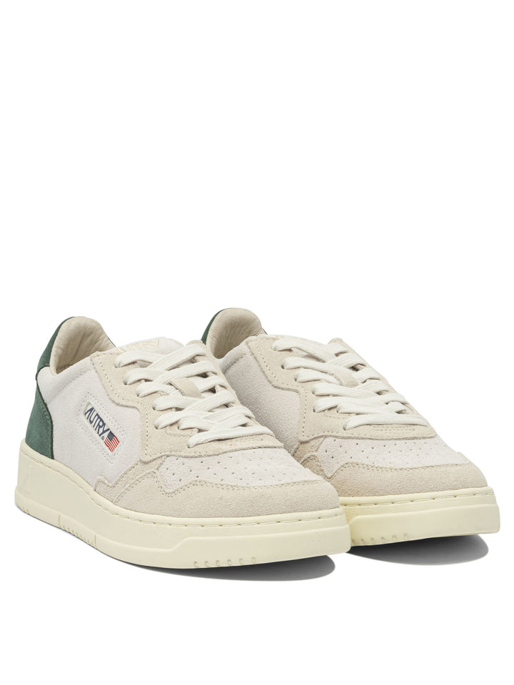 Autry Medalist Low Sneakers & Slip-On - Beige | 9a31ed16fa173064b13f8bad3519bc37c127d3f5