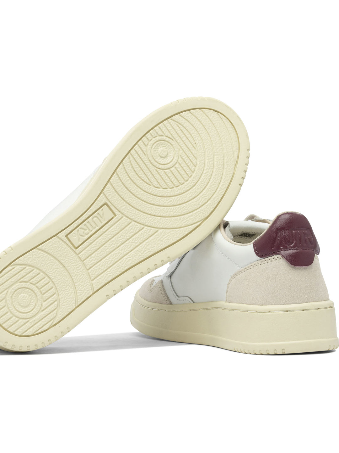 Autry Medalist Low Sneakers & Slip-On - White | bd4144ea015fa829d243103e8eb5508dce4410c5