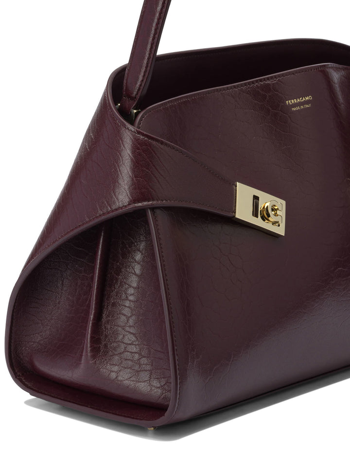 Ferragamo  Shoulder Bags - Pink | 889b6dbe029686550d60580a88e5bdfb5c3254fe