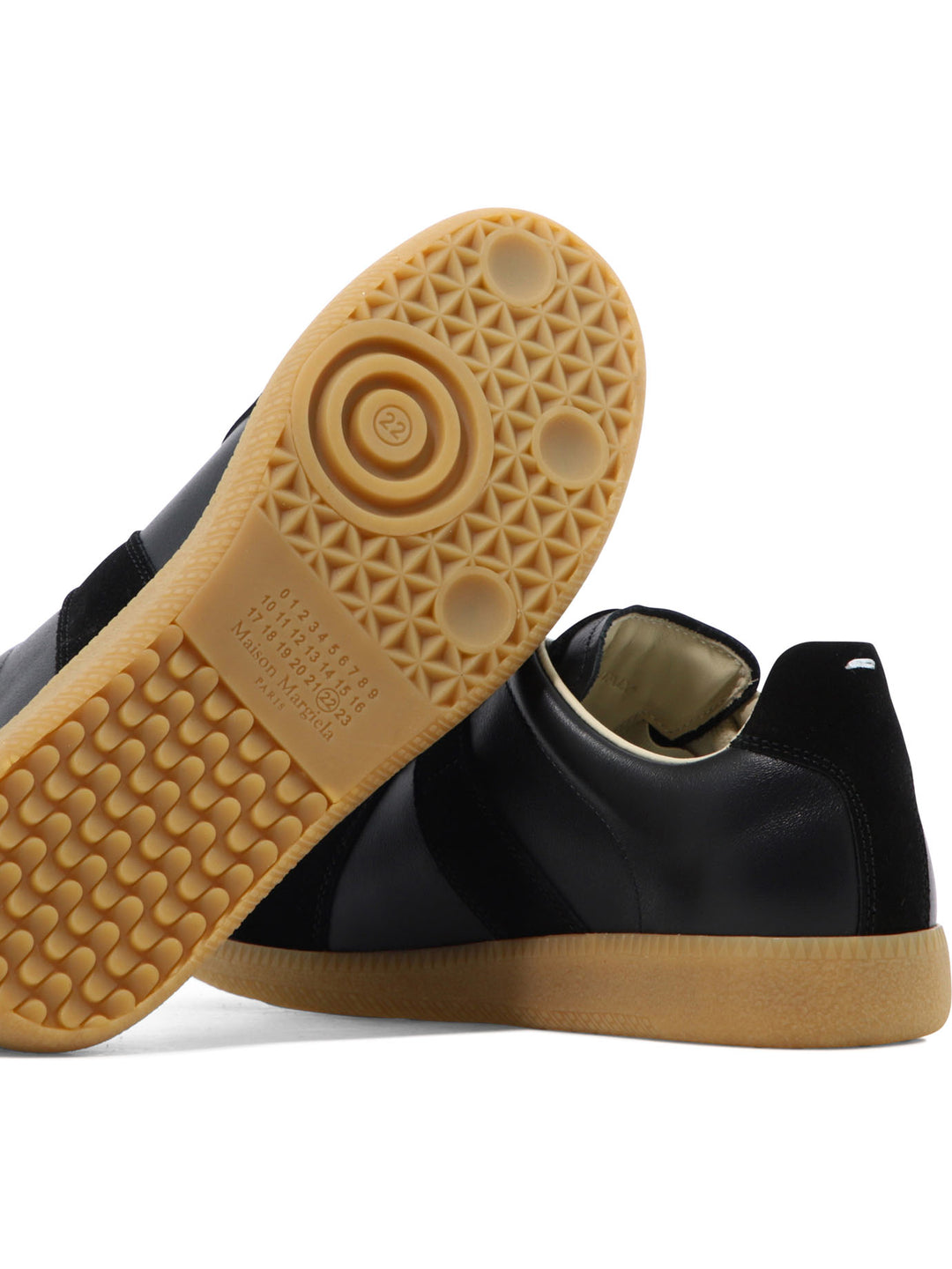 Maison Margiela Replica Sneakers & Slip-On - Black | 89f4e1219593acff3b3049946f1003f0cec46071