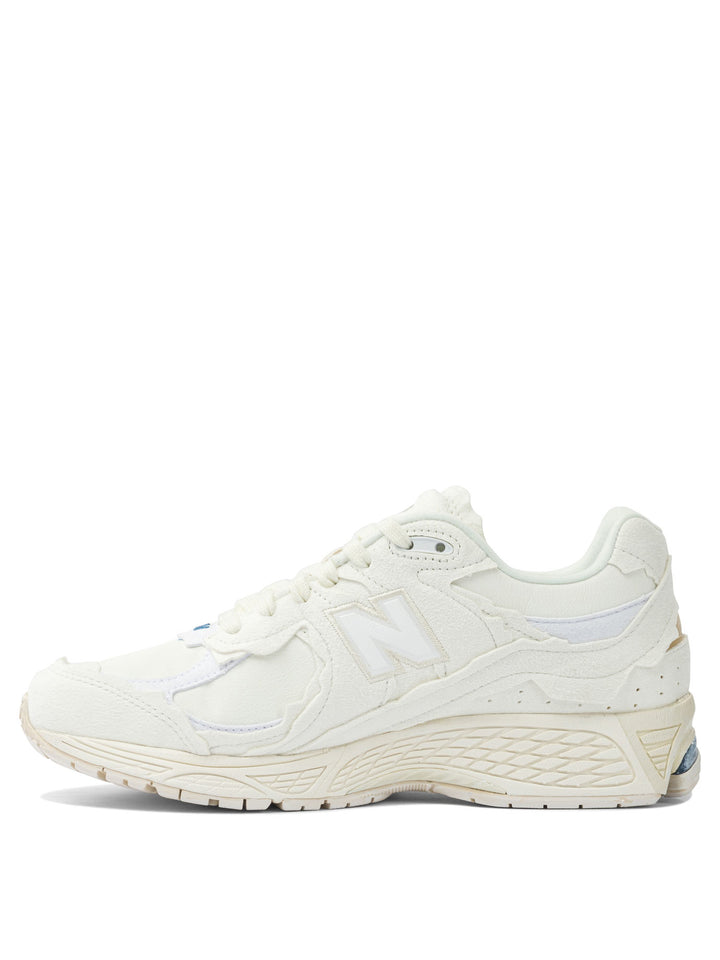 New Balance 2002r Protection Pack Sneakers & Slip-On - White | 7f13ee6b20a972b6b269d10020b82cd77d1861ef