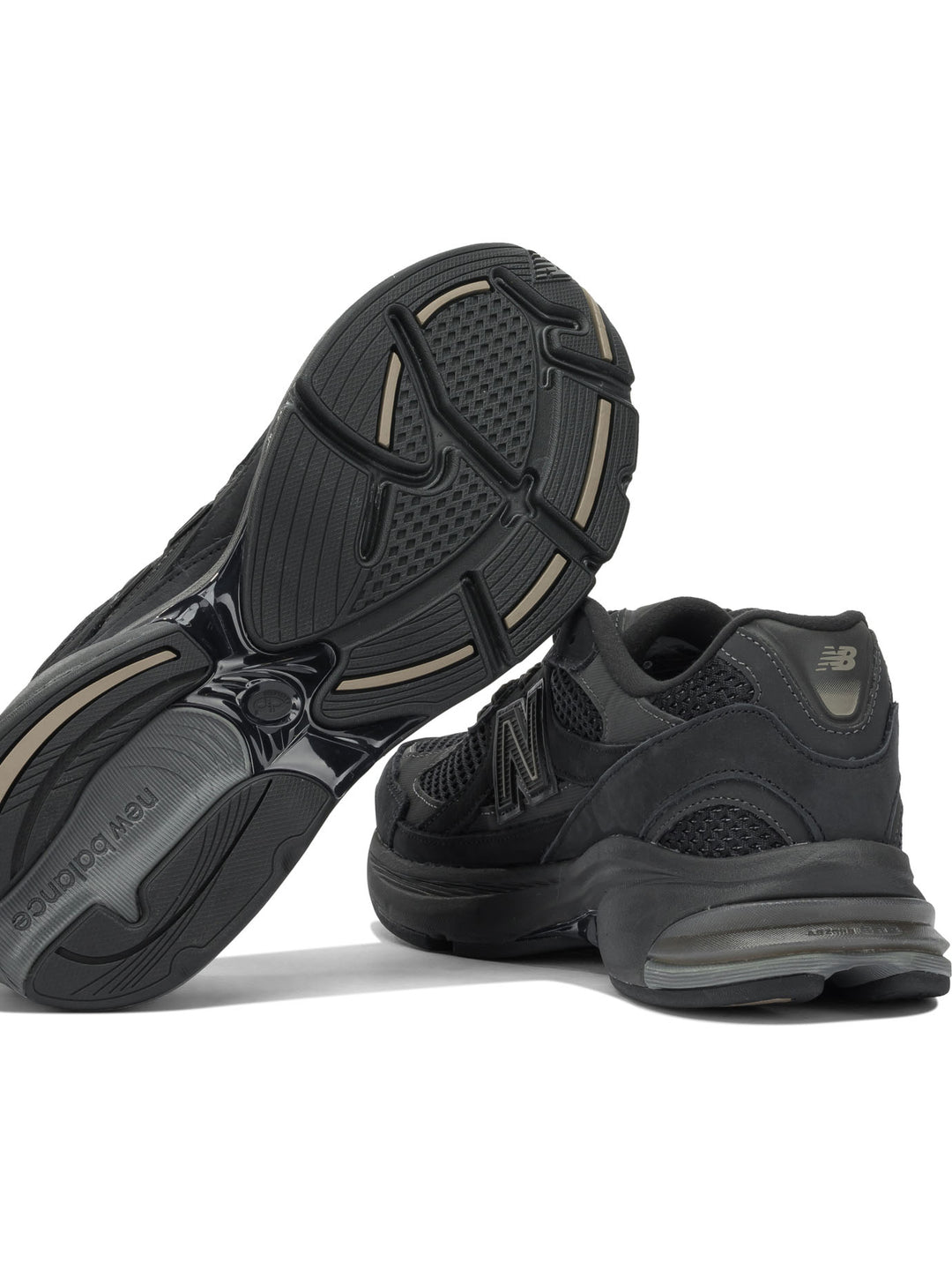 New Balance U2010v1 Sneakers & Slip-On - Black | 8e40f5e6dbaecf69568934e1d79366bc776b4fe3