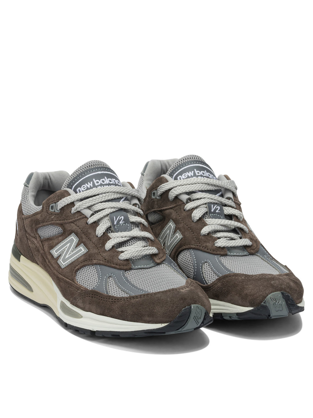 New Balance 991v2 Sneakers & Slip-On - Brown | 7f3c0cddd043bfd74daabbf0a50330e26b624fed