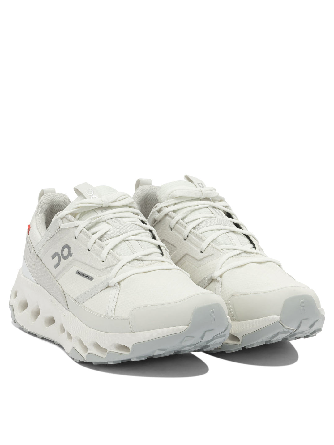 On Running Cloudhorizon Waterproof Sneakers & Slip-On - White | 93599c7d179370e07efcd79d0d1942851720e86b