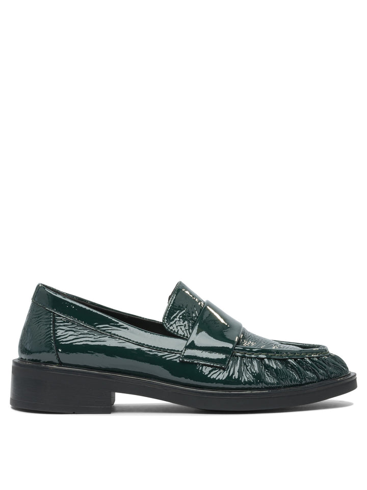 Strategia  Loafers & Slippers - Green | e8c1857a29abc3d4b93e4fa96142cbd632416033