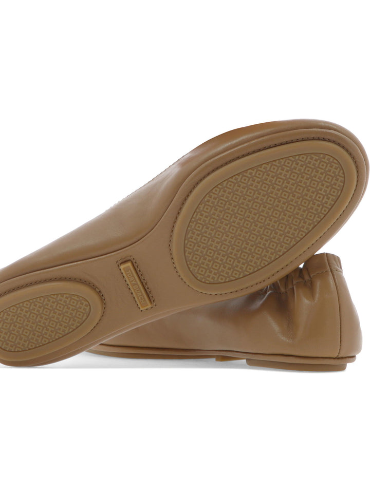 Tory Burch Minnie Travel Ballet With Metal Logo Ballerinas - Brown | 647c21020691ca7e28421ed4f2b6a83cad0d2194