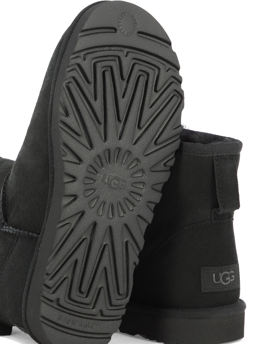 Ugg Classic Mini Ii Boots and Ankle Boots - Black | 18472ceb18a3d86030a414263930489a83fe15ae