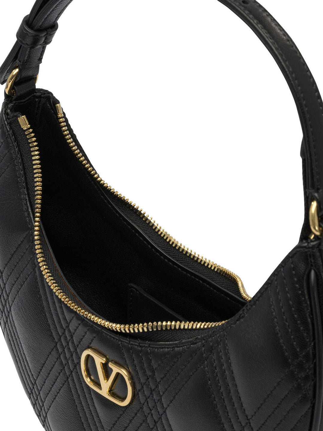 Valentino Garavani Quiltie 67 Shoulder Bags - Black | c103cf48a709d6576e4649579f3f7eb333b5bdc4