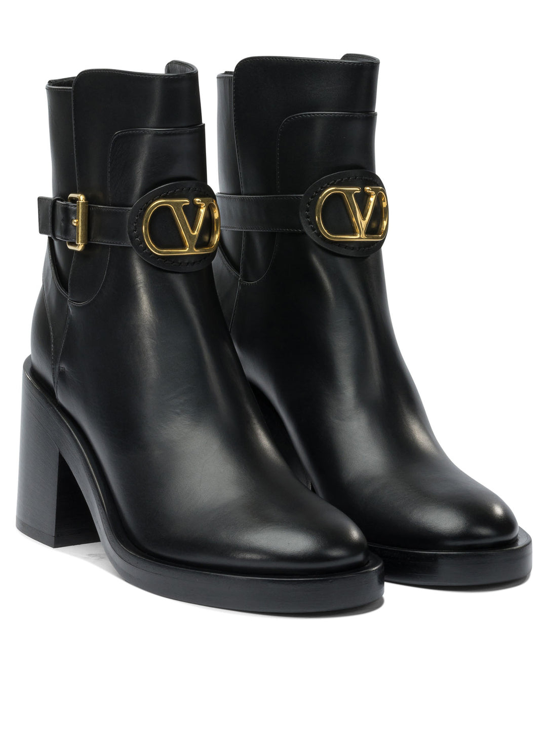 Valentino Garavani Vlogo Signature Ankle Boots - Black | a59c24fcb86fa974be802ae3e1d9dfb428466d3f