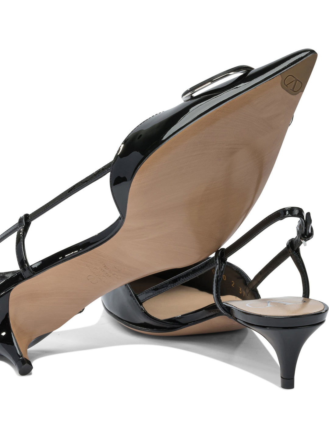 Valentino Garavani Vlogo Signature Heeled shoes - Black | b856f76ddf7460ad47015a0e0293d0f1ee5ad15d