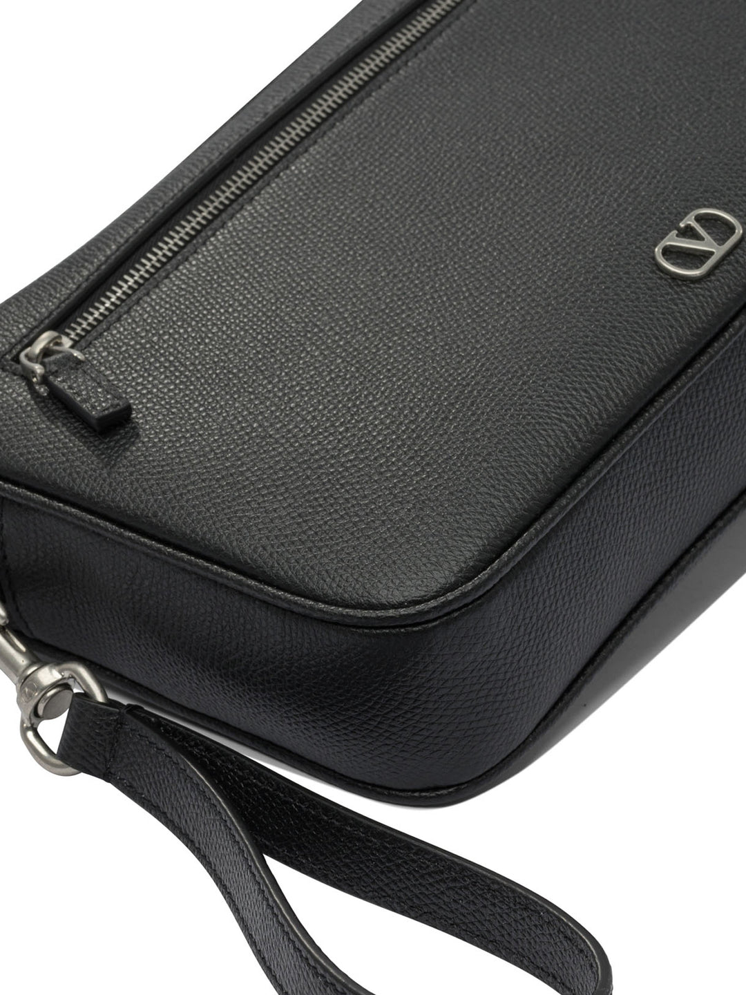 Valentino Garavani Vlogo Signature Pouch - Black | cecfddeed20ad56d26378239a96dc2b70840bc52