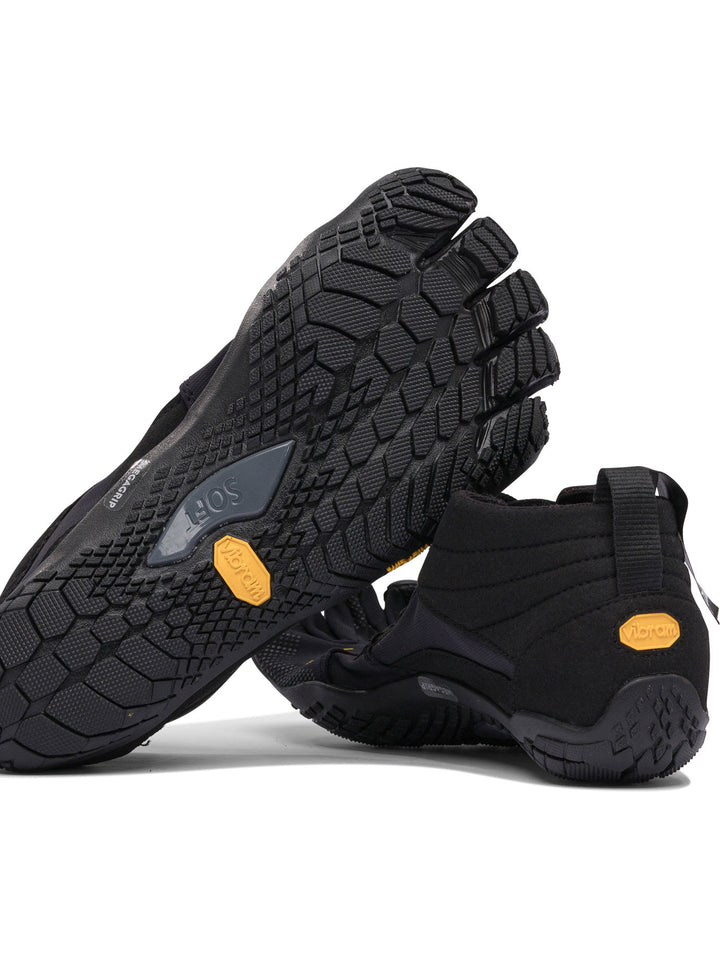 Vibram V-Trek Insulated Sneakers & Slip-On - Black | a9000e60395c557e55f839059e8388c2d80c2e59