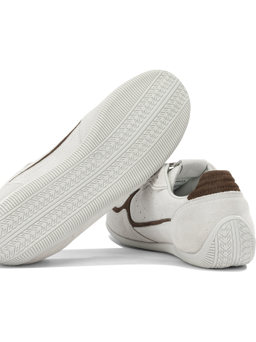 Alohas Tb 91 Sneakers & Slip-On - White | 28caa13c48770b99876ed0fc98e91f76d41bf677