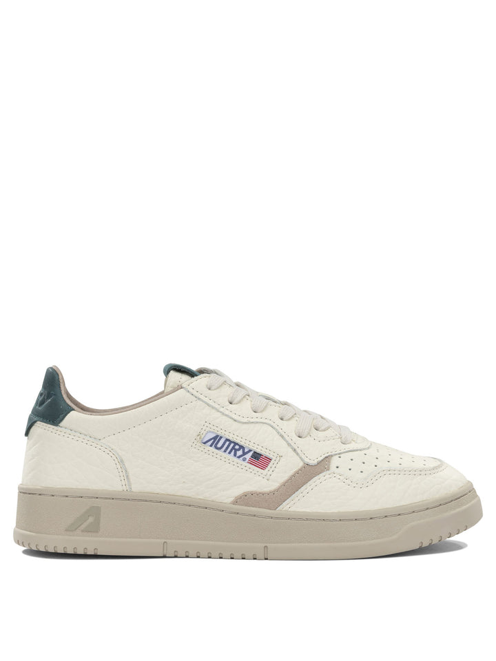 Autry Medalist Low Sneakers & Slip-On - Green | a163bdd9730c90399b075f7ed05a8274bc82ab38