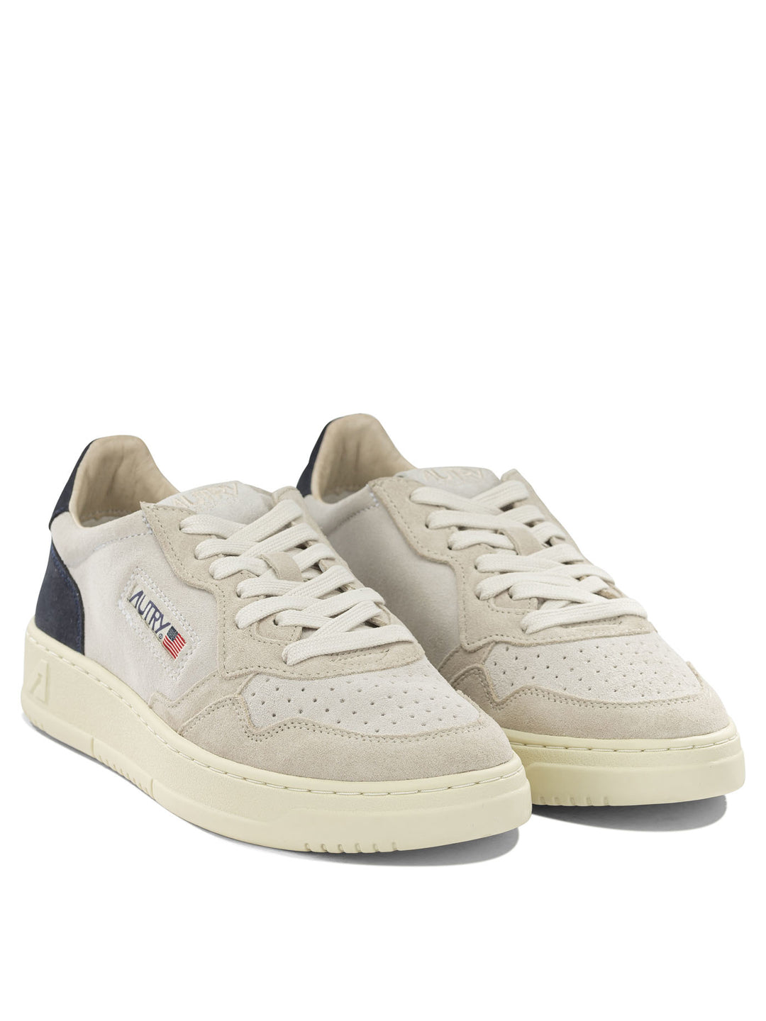 Autry Medalist Low Sneakers & Slip-On - Blue | 18a16adde98d25b80a2bb93cecce9d77268ac1ed