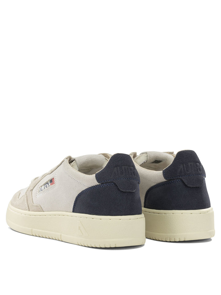 Autry Medalist Low Sneakers & Slip-On - Blue | 07221131f6f206d56ecf87cdf885368709041813