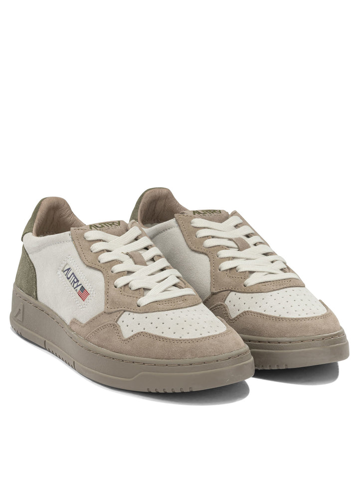 Autry Medalist Low Sneakers & Slip-On - Beige | acea068dc3f7c66918ce70753b655ebac2b8f6fa