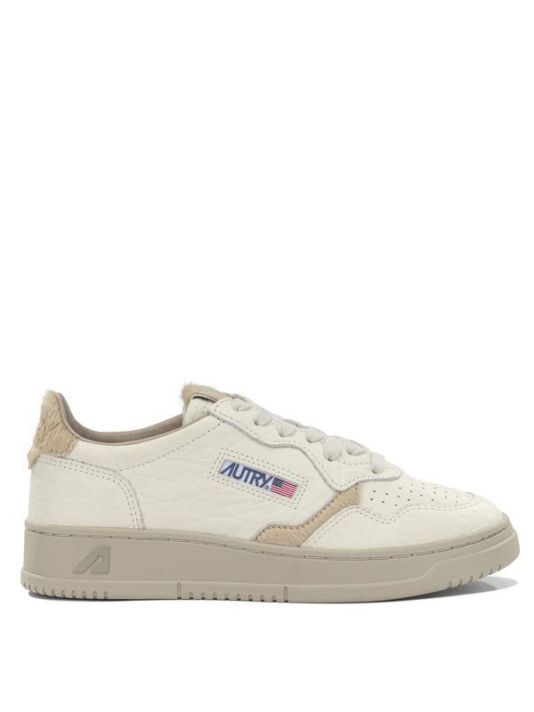 Medalist Low Sneakers & Slip-On Beige