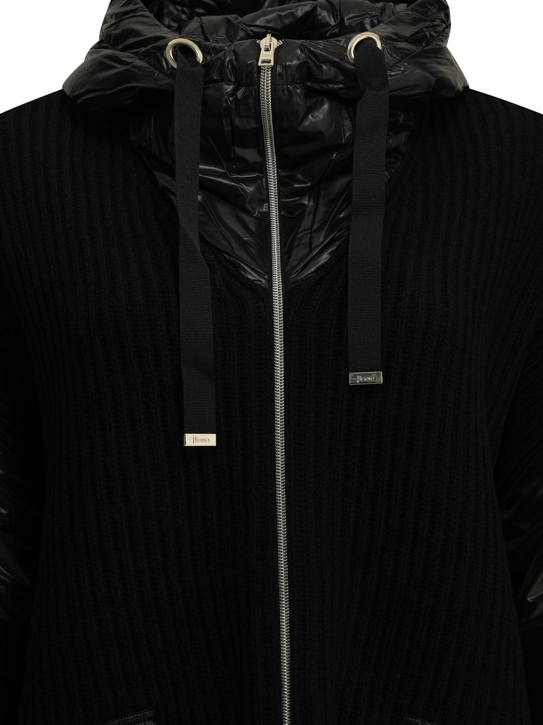 Herno Resort Jackets and Coats - Black | d9e7912b3fc481c61d3e2ea4029a9af389245258
