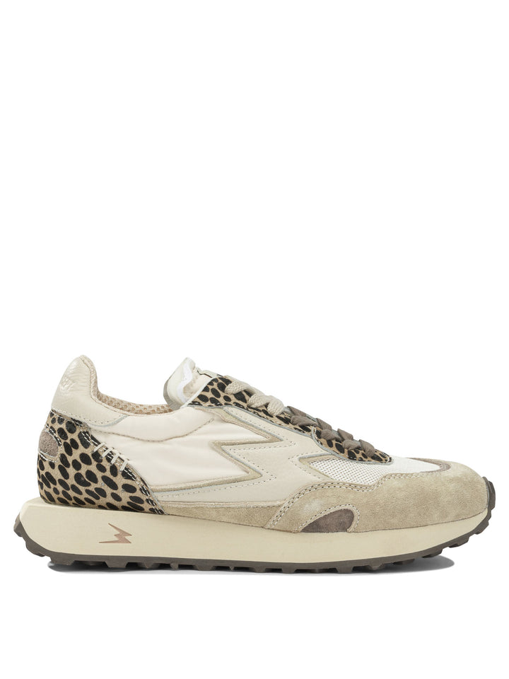 Moaconcept Sneakers & Slip-On Beige