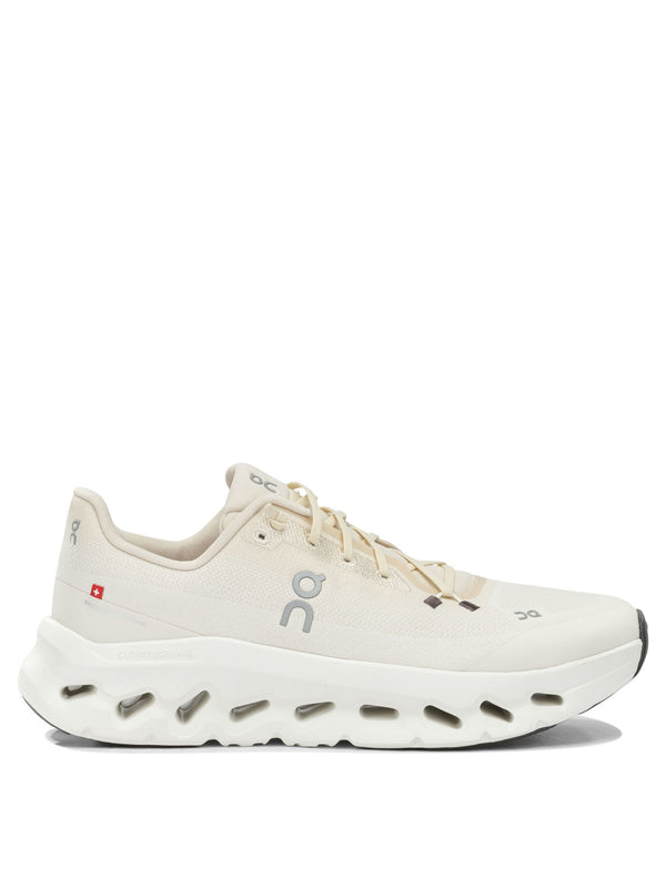 Cloudtilt Sneakers & Slip-On White