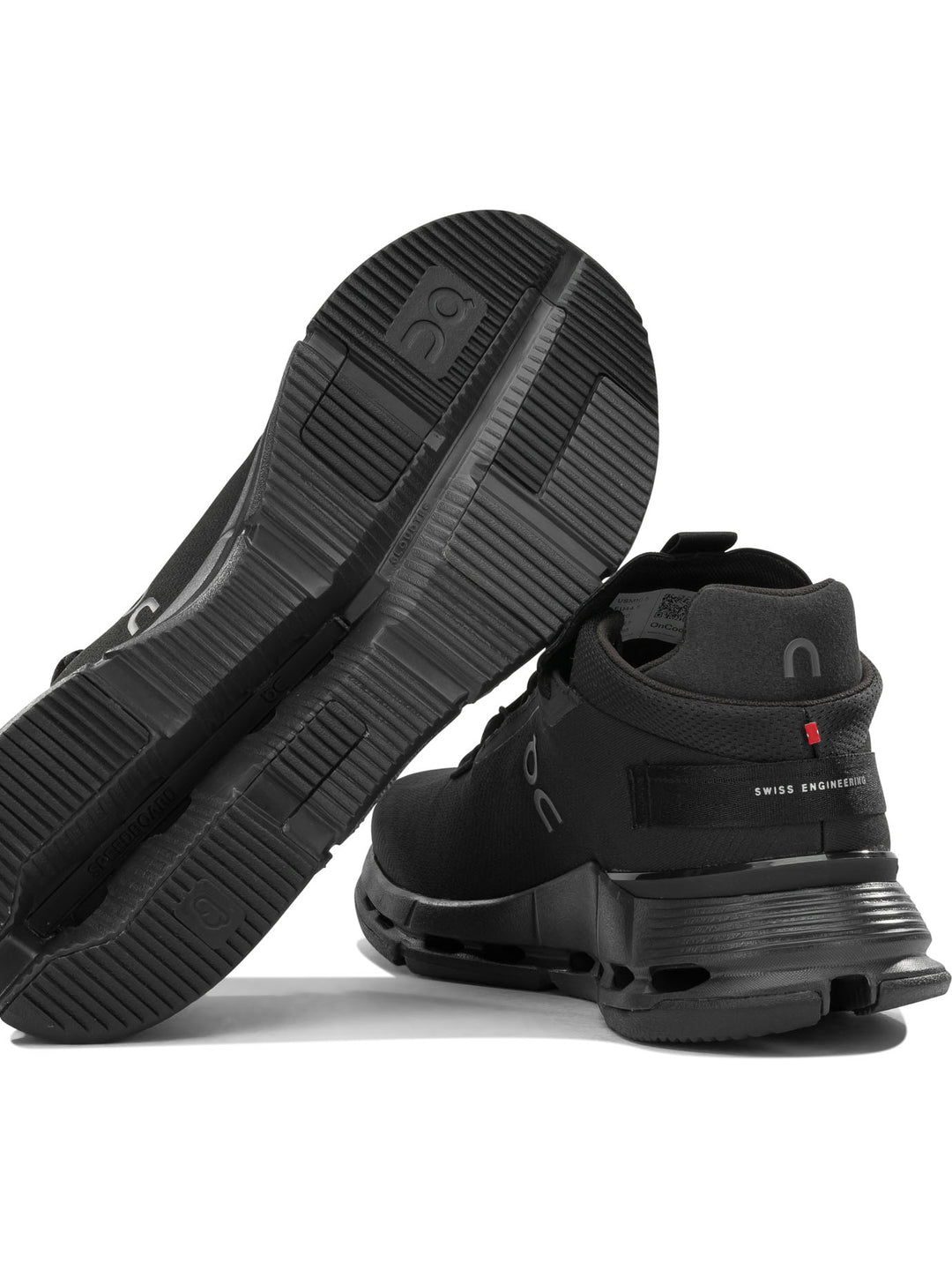On Running Cloudnova 2 Sneakers & Slip-On - Black | 2755572765ce10526fabc0b10b3a2828425d77e2