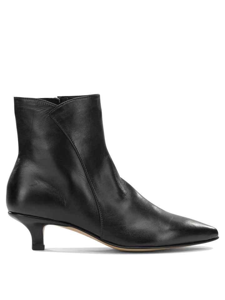 Pomme D'Or Boots & Ankle Boots Boots and Ankle Boots - Black | 7a0b13282c5376974b69377a206d1005fa7d3ced