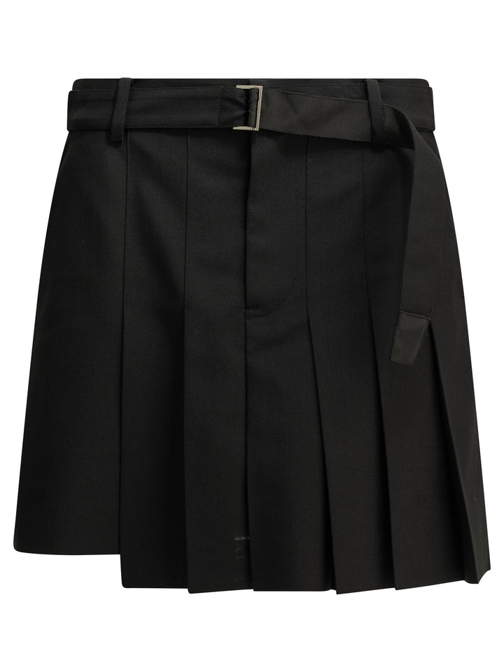 Sacai Formal  Made Of Wool Blend Shorts - Black | ec5c436ad06fc9a2ea4bae3a89b5864e9dabde08