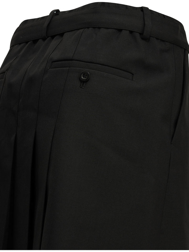 Sacai Formal  Made Of Wool Blend Shorts - Black | e4b1cb5358faa8b7296d1267709f478729fb1802