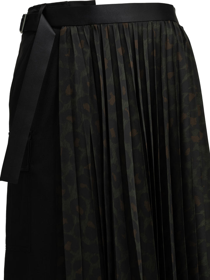 Sacai Pleated Leopard Skirts - Black | 24210a4bdc4fc65b07f440f255c57b4ce31a9879