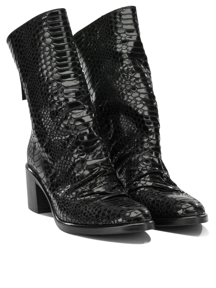 Strategia Boots & Ankle Boots Boots and Ankle Boots - Black | 0789ca24affa17e37346ea715ebccd54b30217c4