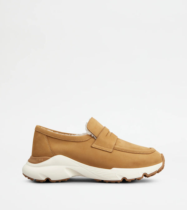 Loafers & Slippers Beige
