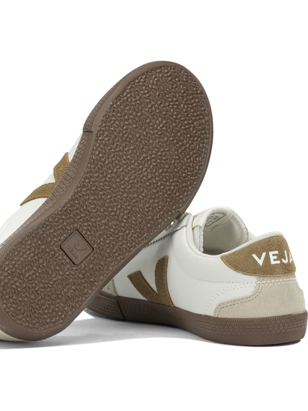 Veja Volley Sneakers & Slip-On - Beige | e9dfbbf93e293cd4088466d76e7d6ce9a944bb0e
